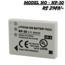 "Fujifilm NP-30 rechargeable Lithium-Ion battery for FinePix cameras, 3.7V 565mAh, white casing with black text and gold-plated connectors."